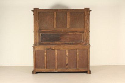 Credenza in stile Neorinascimento
