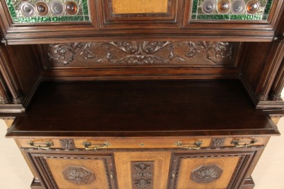 Credenza in stile Neorinascimento