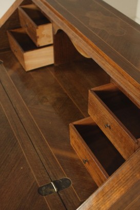 Klappe, 900, hergestellt in Italien, Mahagoni, Holz furniert, #bottega, #mobiliinstile, #dimanoinmano