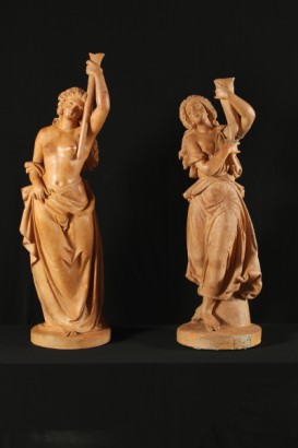 Coppia di statue in terracotta