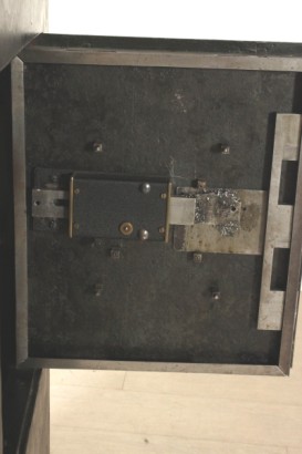 coffre-fort, fer, laiton, 800, faite en Italie, #antiquariato, #altrimobili, #dimanoinmano