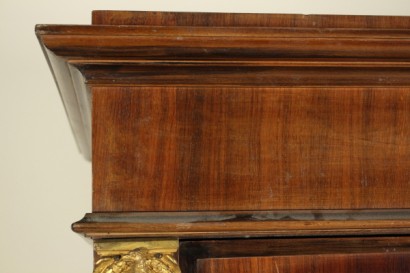 Armadio a tre ante con specchio