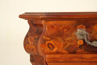 Cassettone in stile olandese