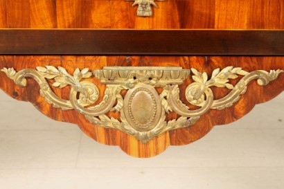 Cassettone stampigliato C.C. Saunier