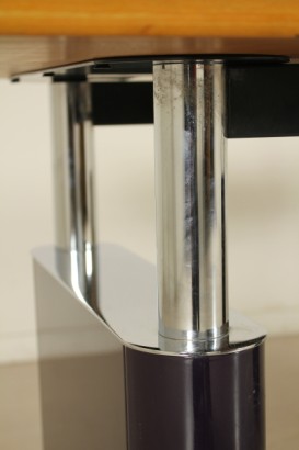 Scrivania Kum di Gae Aulenti