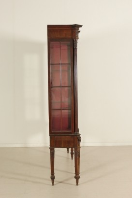 Englisch-Vitrine