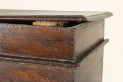Particolare Piccola panca-baule