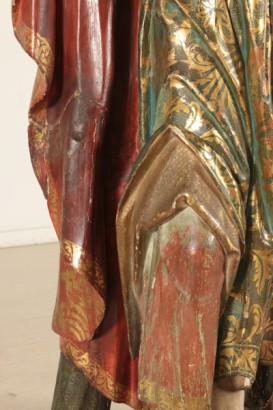 Estatua de madera policromada particular