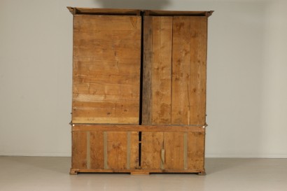 Particolare retro Libreria quattro ante