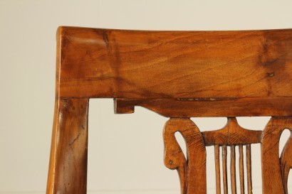 Particolare angolo schienale Gruppo 4 sedie a gondola