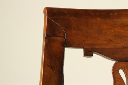 Particolare angolo schienale Gruppo 4 sedie a gondola