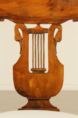 Particolare schienale Gruppo 4 sedie a gondola