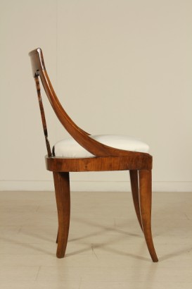 Particolare lato Gruppo 4 sedie a gondola