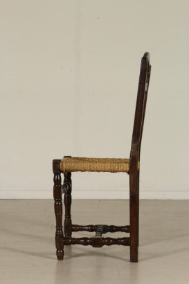 Particolare lato Gruppo sei sedie a rocchetto