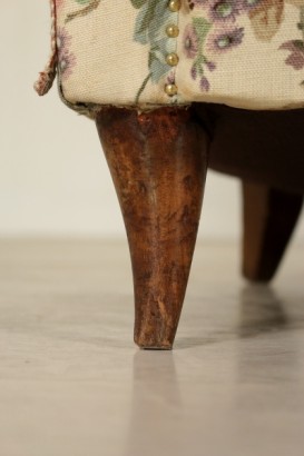 Particolare piede Poltrone anni 50