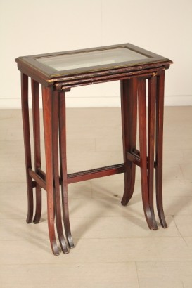 Ensemble de trois tables de salon