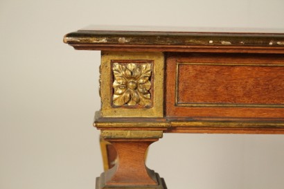 Particolare Consolle stile neoclassico