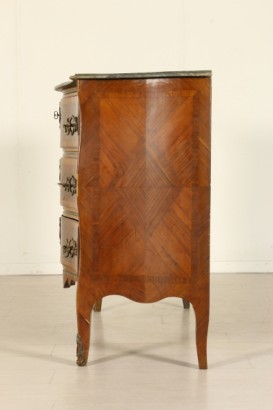 Detalle de lado de aparador barroco siciliano