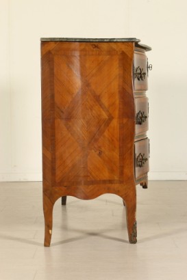 Detalle de lado de aparador barroco siciliano