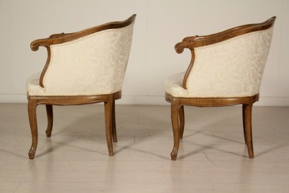 Determinado par de sillas de lado