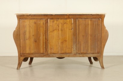 Particolare retro Comò in stile barocchetto