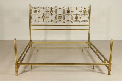 Lu dans le style de Osvaldo Borsani