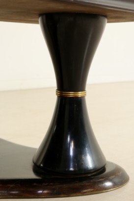 Particolare piede Mobile anni 40-50