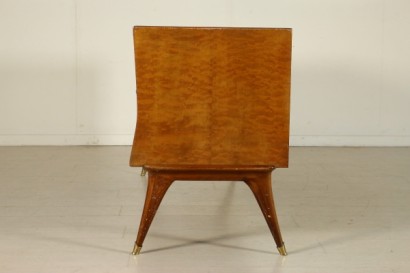 Poitrine de vue du côté de 50 ans