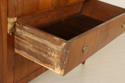 Drei Schubkästen Kommode