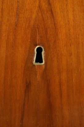 Drei Schubkästen Kommode