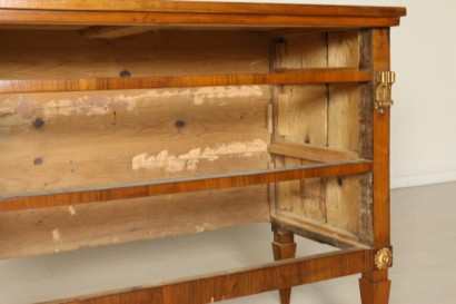 Drei Schubkästen Kommode