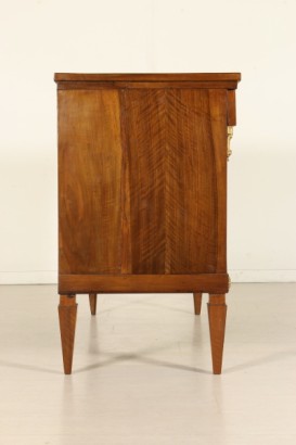 Drei Schubkästen Kommode