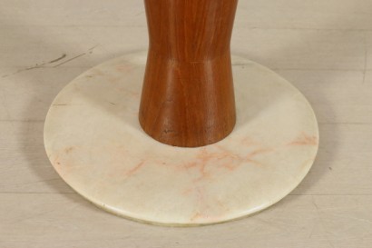 Pied de table 50 ans