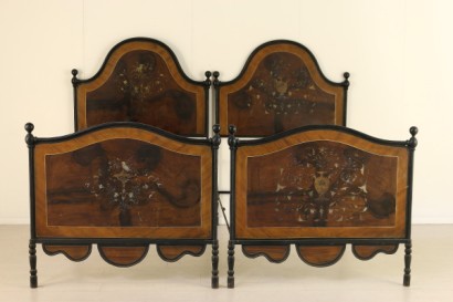 Paire de lits en fer