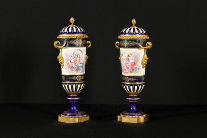 Paire de vases de Sèvres