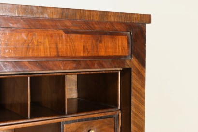Particolare Secretaire Neoclassico