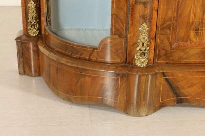 Servante intarsiata particolare piede