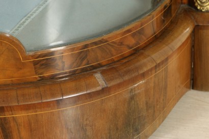 Servante intarsiata particolare piede