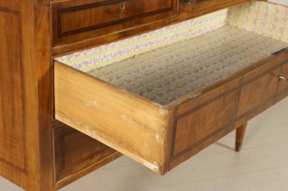 Cassettone Neoclassico toscano cassetto