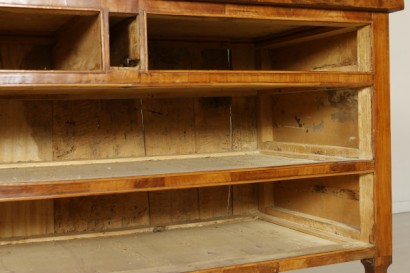 Cassettone Neoclassico toscano interno