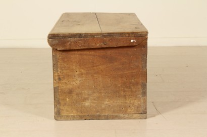 Piccola cassapanca baule lato