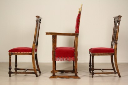 Trono e coppia sedie in stile lato