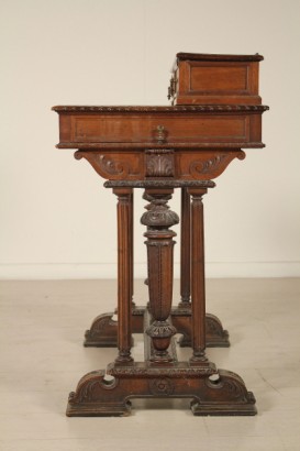 Vista laterale Piccolo scrittoio da centro