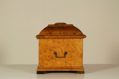 Bruyere-Holz-Box, Seite