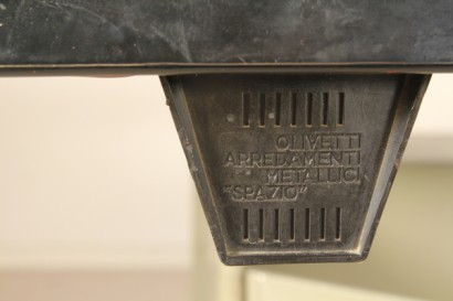 modernariato, tavoli di design, olivetti, olivetti spazio, scrivania BBPR, scrivania Olivetti BBPR