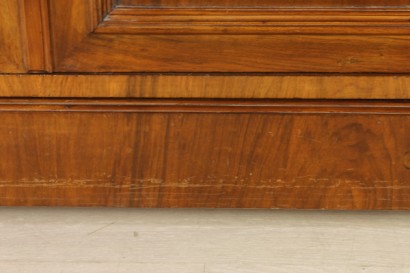 Bestimmten Schrank Nussbaum Schritt 800