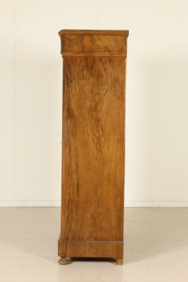 Seite Schrank Nussbaum Schritt 800