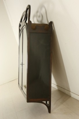di mano in mano, vetrina liberty, mobile liberty, vetrina 900, vetrina primi 900, vetrina in faggio, vetrina in faggio massello, vetrina pensile, vetrina sospesa