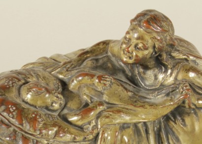 Bruno Merli, antiquariato, oggettistica, #antiquariato, #oggettistisca, #BrunoMerli, terracotta di bruno merli, opera di bruno merli, fanciulla con bambino, bimbo in culla, scultura in terracotta