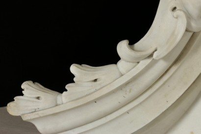 Coppia di elementi decorativi in marmo - particolare